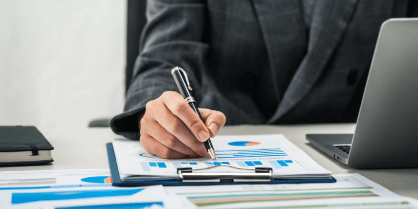 How Tax Accountants Help Individuals Plan For The Future